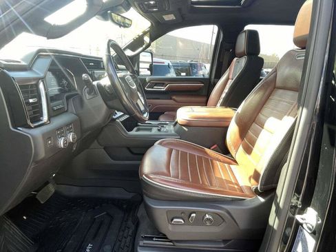 Used 2025 GMC Sierra 2500 Denali Ultimate AWD/4WD image 17