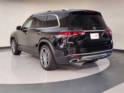 Used 2025 Mercedes-Benz GLS 450 4MATIC image 6
