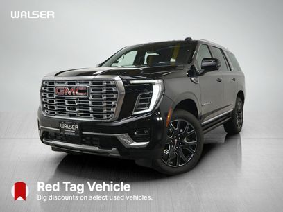 Used 2025 GMC Yukon Denali w/ Sun & Power Step Package