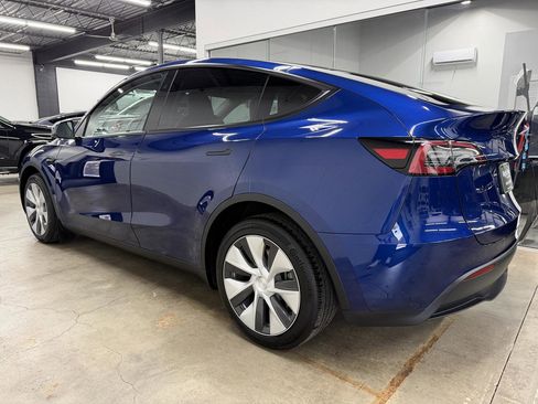Used 2023 Tesla Model Y Long Range image 6