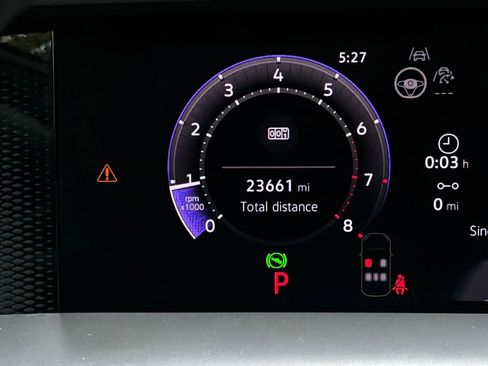 Used 2026 Volkswagen Tiguan SE FWD image 39