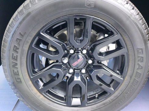 Used 2024 GMC Sierra 1500 Elevation w/ Elevation Premium Package RWD image 33