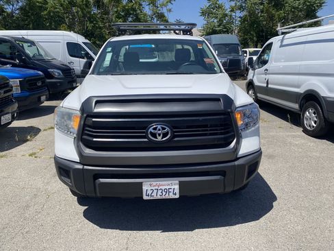 Used 2017 Toyota Tundra SR RWD image 3
