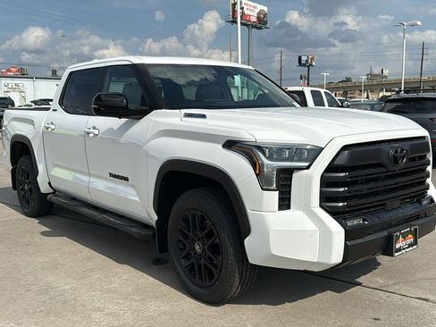 New 2026 Toyota Tundra Limited AWD/4WD image 3