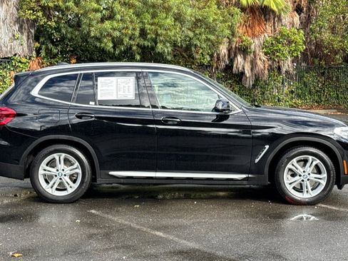 Used 2021 BMW X3 xDrive30e image 2