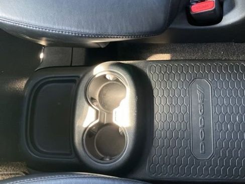 Used 2022 Dodge Durango GT image 21