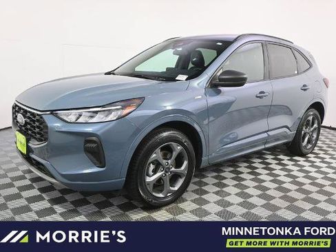 Certified 2024 Ford Escape ST-Line AWD/4WD image 2