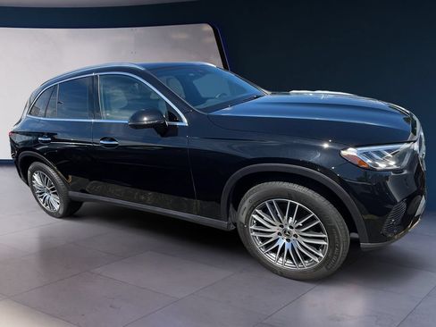 Used 2026 Mercedes-Benz GLC 300 4MATIC image 6