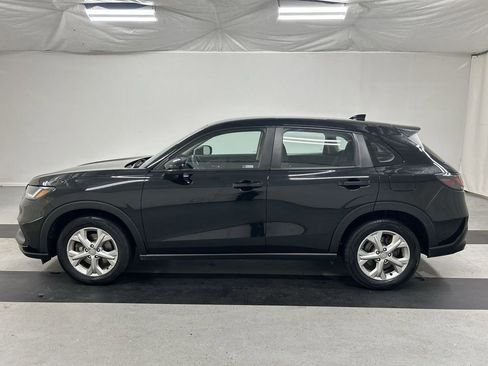 Used 2023 Honda HR-V LX image 6