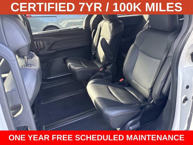 Used 2023 Toyota Sienna XSE w/ XSE Plus Package AWD/4WD image 17