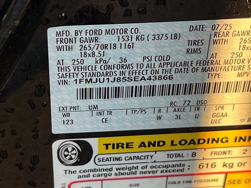 Used 2025 Ford Expedition Active AWD/4WD image 21