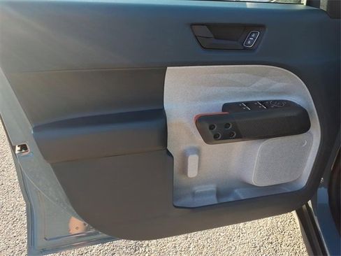 Used 2022 Ford Maverick XLT w/ Equipment Group 300A Standard image 13