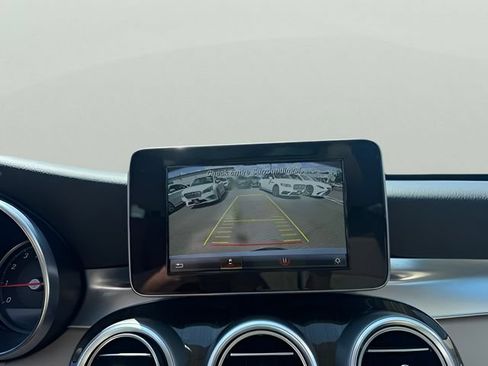 Used 2017 Mercedes-Benz C 300 4MATIC Sedan image 16