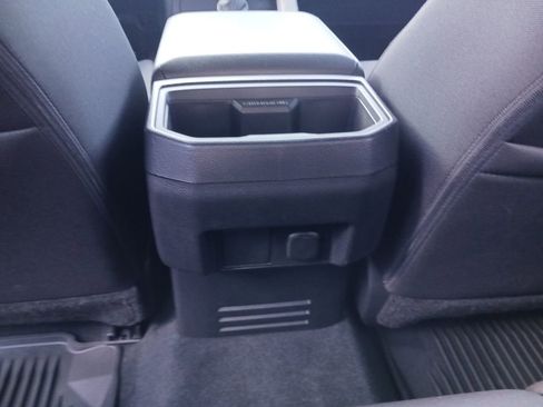 Used 2025 Toyota Tacoma SR image 23