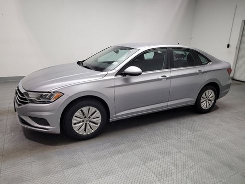 Used 2020 Volkswagen Jetta S FWD image 2
