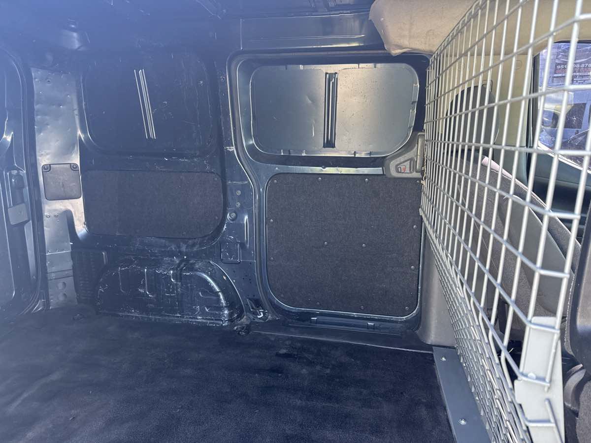Used 2018 Nissan NV200 SV FWD image 8