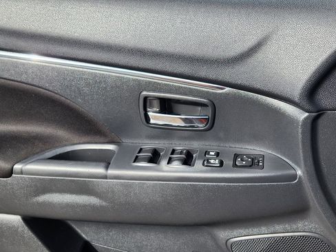 Used 2025 Mitsubishi Outlander Sport ES image 22