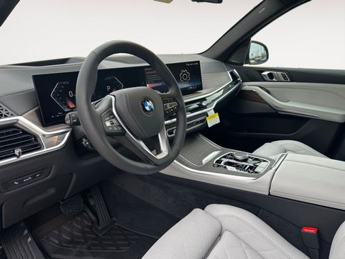 New 2026 BMW X5 xDrive40i image 13