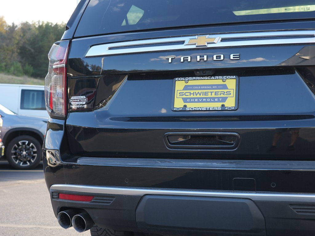 Used 2021 Chevrolet Tahoe High Country w/ Premium Package 2 AWD/4WD image 11