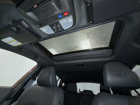 Used 2024 Subaru Crosstrek 2.5i Wilderness AWD/4WD image 22