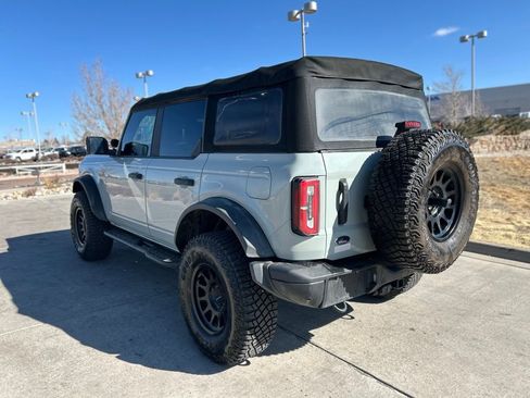 Used 2021 Ford Bronco Badlands image 9