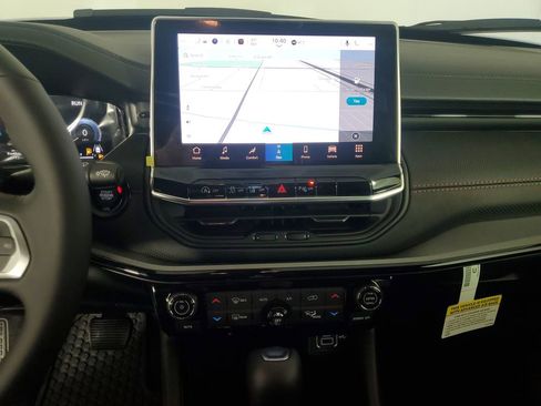 New 2026 Jeep Compass Trailhawk image 17