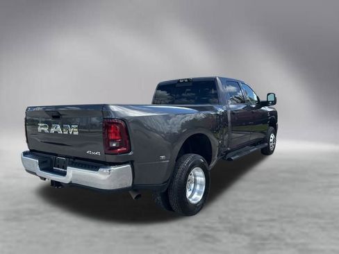Used 2025 RAM 3500 Tradesman AWD/4WD image 4