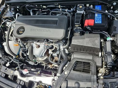 Certified 2025 Honda Civic LX image 30