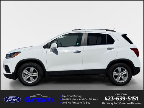 Used 2019 Chevrolet Trax LT w/ LT Convenience Package image 1