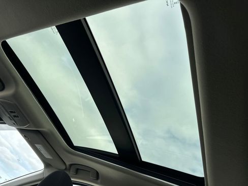 New 2026 Nissan Kicks SV w/ SV Premium Package image 30