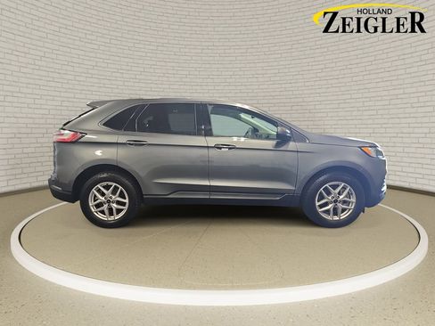 Used 2023 Ford Edge SEL w/ Convenience Package AWD/4WD image 4
