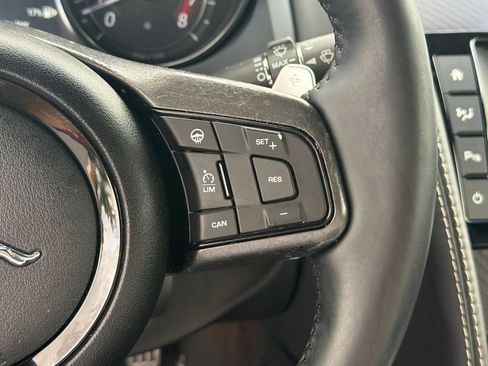 Used 2016 Jaguar F-TYPE R AWD/4WD image 23
