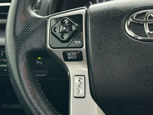 Used 2016 Toyota 4Runner Limited image 29
