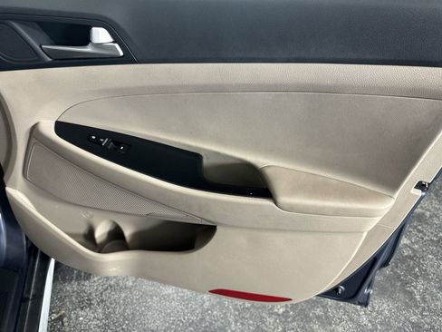 Used 2019 Hyundai Tucson SEL image 36