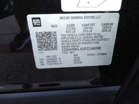 Used 2023 GMC Acadia SLE w/ Driver Convenience Package image 20