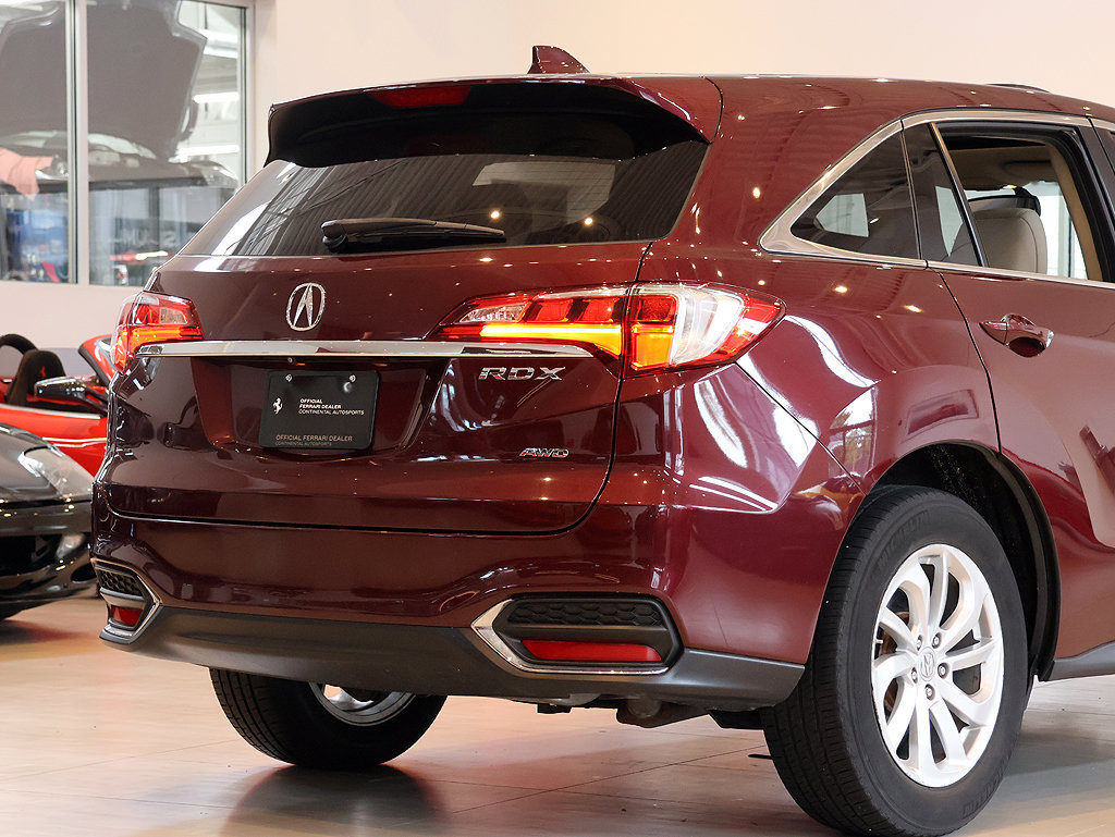 Used 2017 Acura RDX w/ Technology Package AWD/4WD image 16