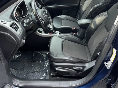 Used 2020 Jeep Compass Latitude image 14