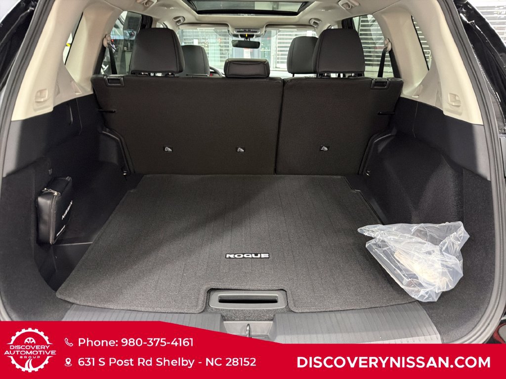 New 2026 Nissan Rogue Dark Armor AWD/4WD image 34