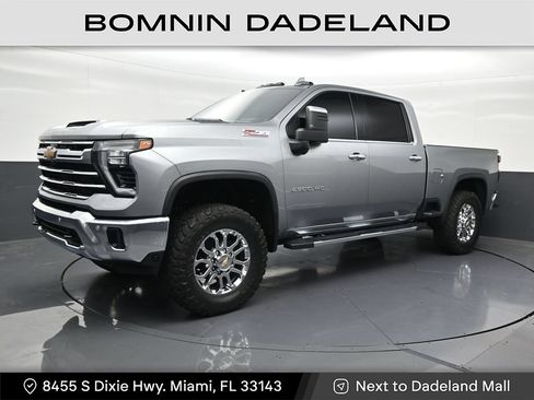 Used 2024 Chevrolet Silverado 2500 LTZ w/ LTZ Premium Package AWD/4WD image 1