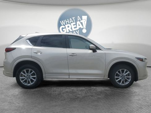 Used 2025 MAZDA CX-5 AWD 2.5 S w/ Preferred Package image 2