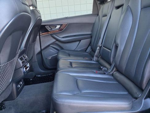 Used 2018 Audi Q7 3.0T Premium Plus w/ Premium Plus Package image 15