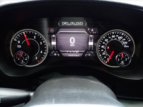 Used 2022 RAM 1500 Laramie w/ Sport Appearance Package AWD/4WD image 23