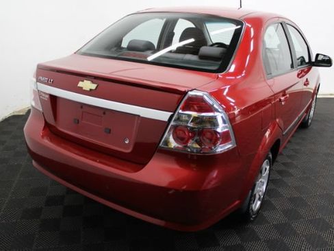 Used 2011 Chevrolet Aveo LT w/ Power and Convenience Package FWD image 5