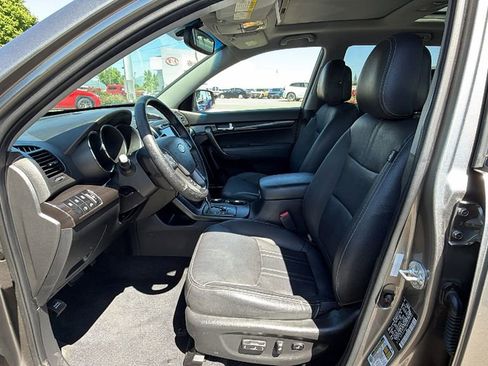 Used 2013 Kia Sorento EX w/ EX V6 Premium Pkg FWD image 34