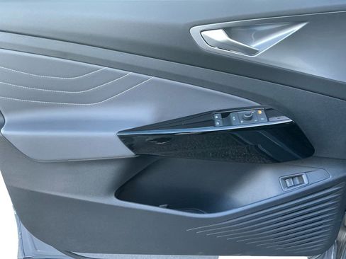 New 2026 Volkswagen ID.4 Pro S image 22