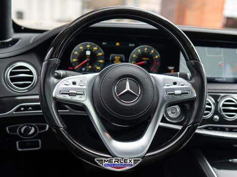 Used 2020 Mercedes-Benz S 560 4MATIC Sedan w/ Premium Package image 27