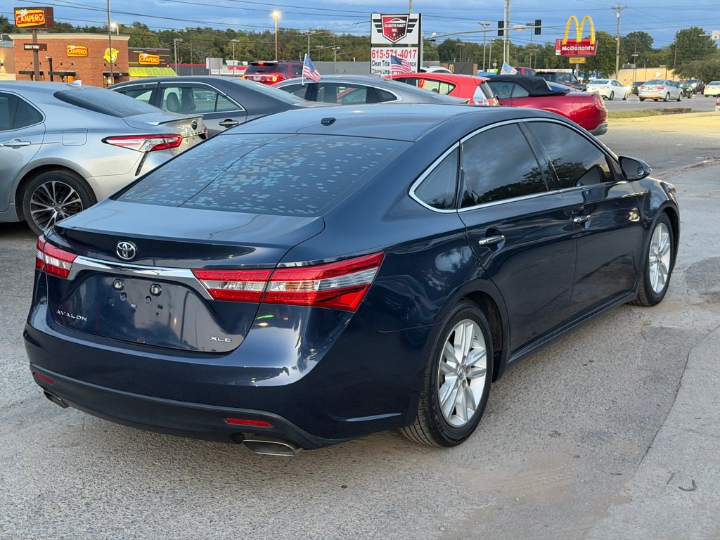 Used 2015 Toyota Avalon XLE FWD image 5