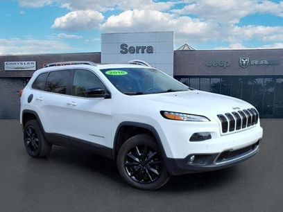 Used 2016 Jeep Cherokee Limited w/ Luxury Group
