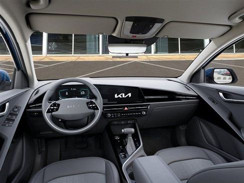 New 2026 Kia Niro EX FWD image 14