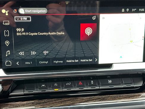 New 2025 GMC Sierra 1500 Elevation w/ LPO, Elevation Black Package image 16